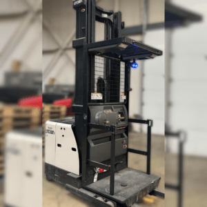 2021 Crown SP3520-30 - Narrow Aisle Order Picker Forklift