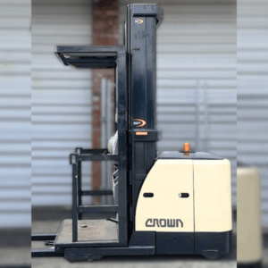 2012 Crown SP3520-30 - Narrow Aisle Order Picker Forklift