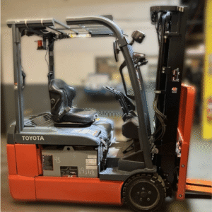 2018 Toyota 8FBE20U - 3-Wheel Electric Sit-Down Forklift