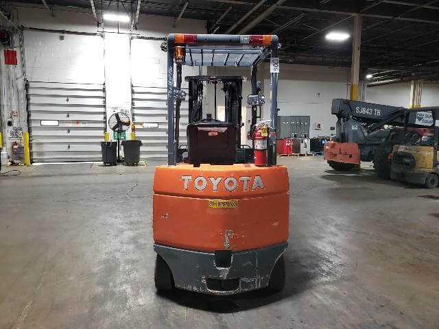 2018 Toyota 7FBCU35-4 Wheel Electric - Image 4