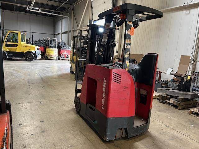 2013 Raymond 425-C35TT-Narrow Aisle Stand Up - Image 4