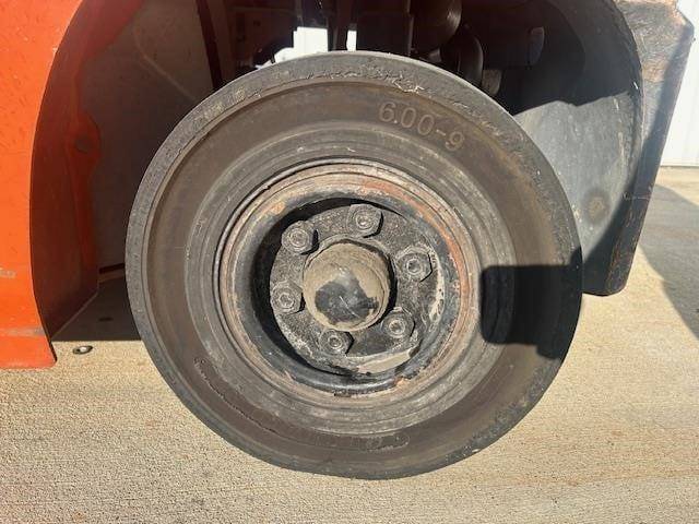 2016 Toyota 8FGU25-Cushion Propane - Image 6