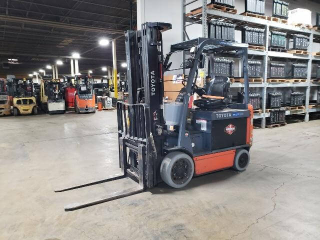 2020 Toyota 8FBCU32 - 4 Wheel Electric Sit-Down Forklift