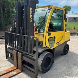 2018 Hyster H90FT-with Cab Pneumatic Propane