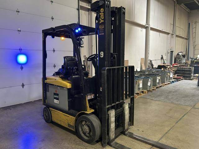 2018 Yale ERC060VG-4 Wheel Electric - Image 2