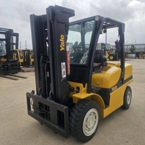 2018 Yale GDP080VX-Pneumatic Diesel