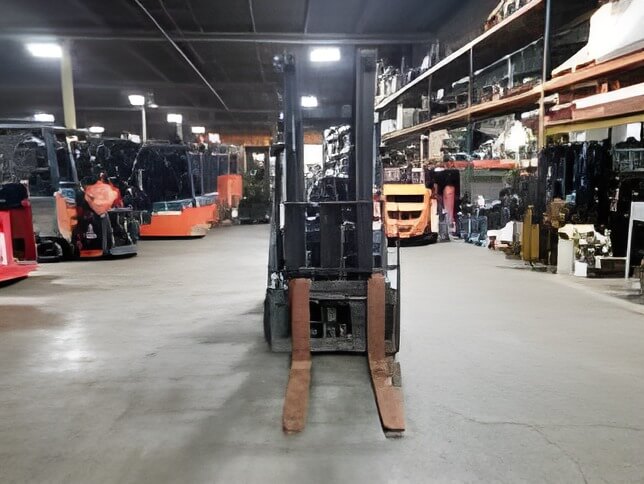 2020 Toyota 8FGCU30 - Cushion Propane Forklift - Image 2