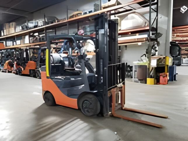 2020 Toyota 8FGCU30 - Cushion Propane Forklift - Image 3