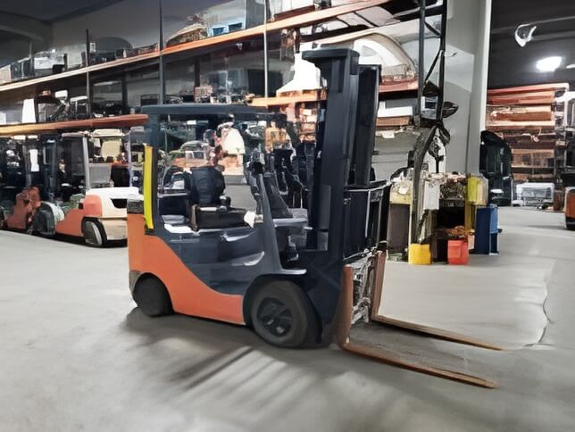 2020 Toyota 8FGCU30 - Cushion Propane Forklift - Image 3