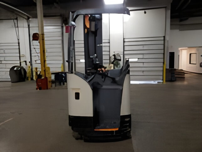 2021 Crown RMD6095S-32-Deep Reach Truck - Image 4