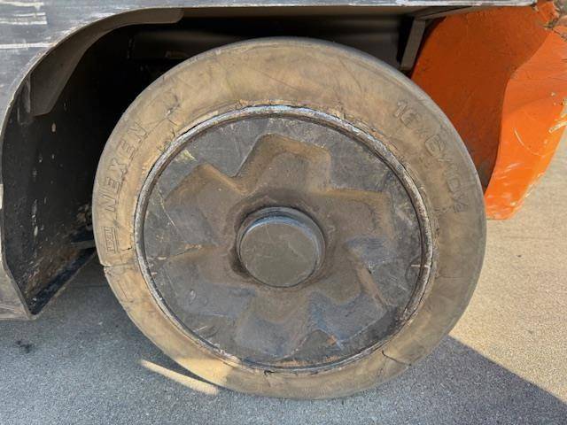 2023 Doosan BC30S-4 Wheel Electric - Image 7
