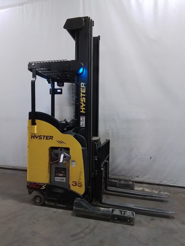 2019 Hyster N35ZRS2-Narrow Aisle Reach Truck - Image 3