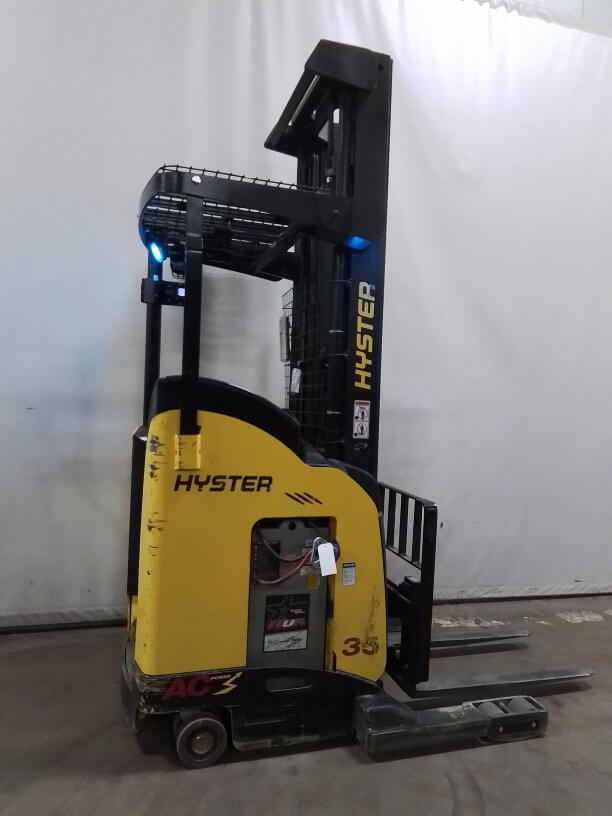 2019 Hyster N35ZRS2-Narrow Aisle Reach Truck - Image 4