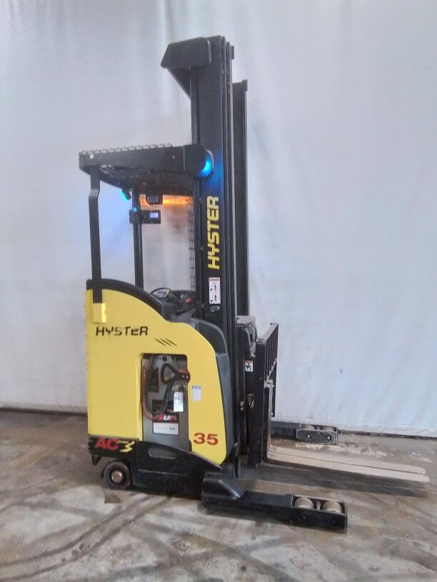2019 Hyster N35ZRS2 - Narrow Aisle Reach Truck - Image 3