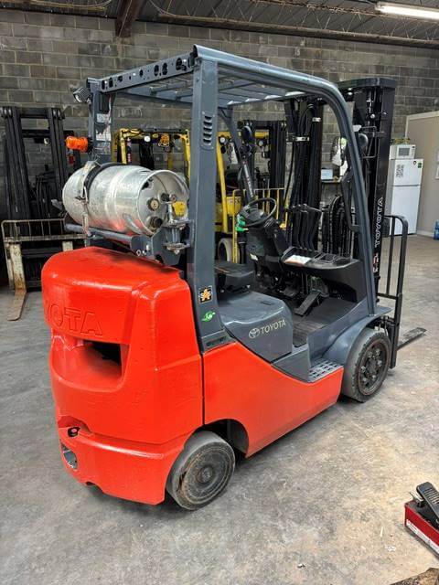 2008 Toyota 8FGCU25 - Pneumatic Propane - Image 4