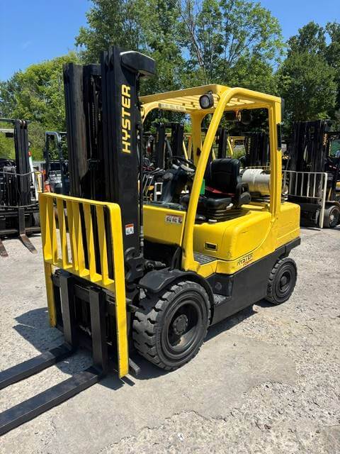 2016 Hyster H70FT - Image 2
