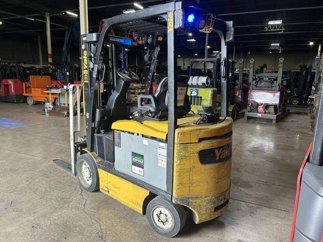 2016 Yale ERC060VG-4 Wheel Electric - Image 4
