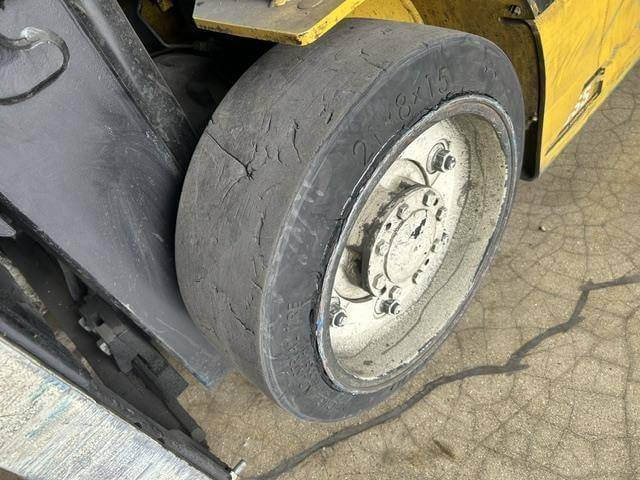 2016 Yale ERC060VG-4 Wheel Electric - Image 6