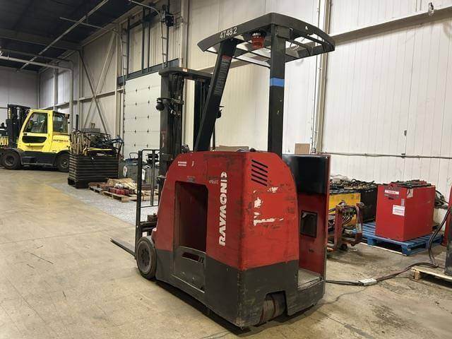 2018 Raymond 415C40TT-Narrow Aisle Stand Up Forklift - Image 4