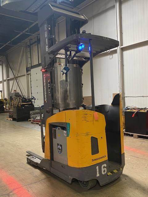 2019 Jungheinrich ETR345-Narrow Aisle Reach Truck - Image 3