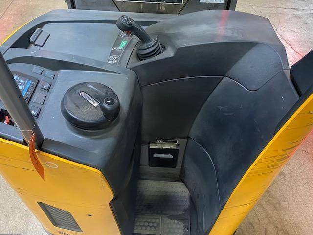2019 Jungheinrich ETR345 - Narrow Aisle Reach Truck - Image 5