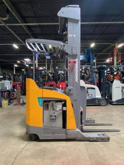 2019 Jungheinrich ETR345-Narrow Aisle Reach Truck - Image 6