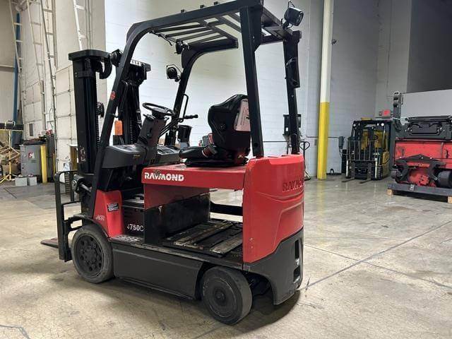 2019 Raymond 4750C50L - 4 Wheel Electric - Image 5