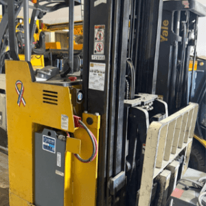 2005 Yale NR040-Narrow Aisle Reach Truck