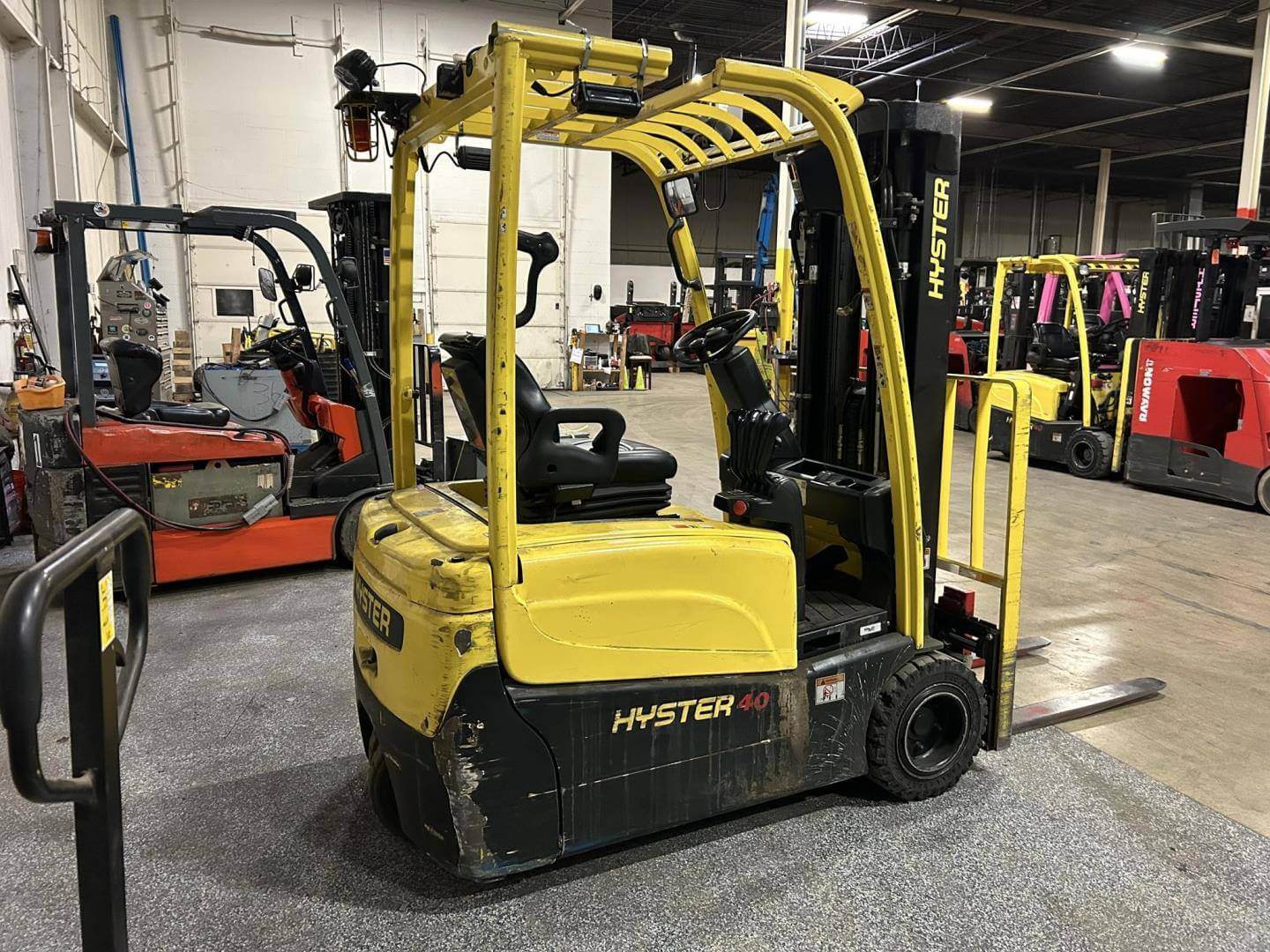 2020 Hyster J40XNT - 3 Wheel Electric - Image 3