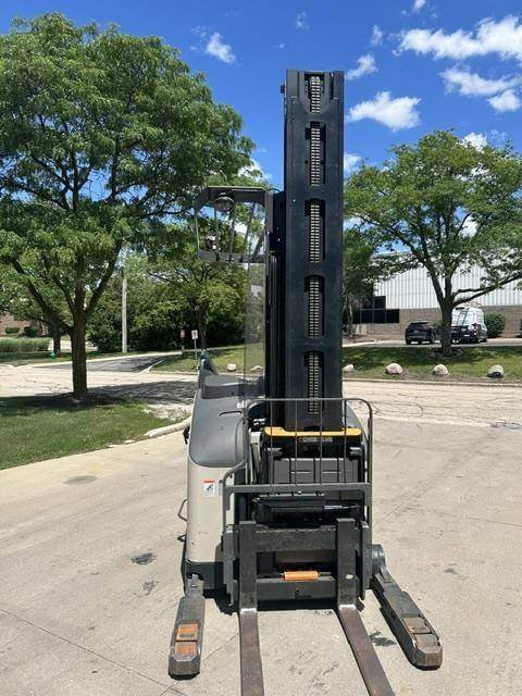 2021 Crown RM6095S-45 - Deep Reach Truck - Image 4