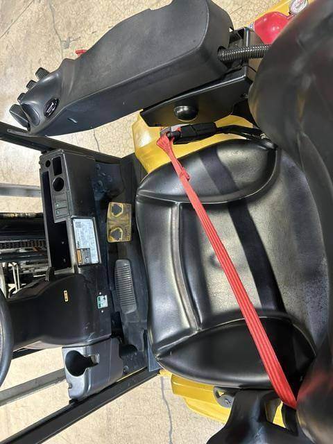 2021 Yale ERP030VT-3 Wheel Electric - Image 5