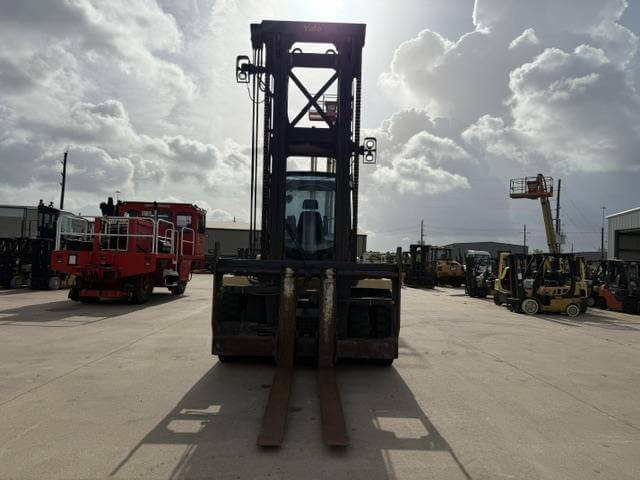 2022 Yale GDP360EF - Pneumatic Diesel - Image 10