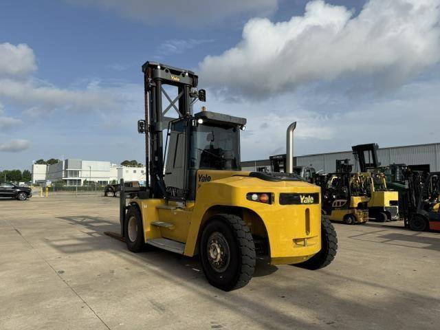 2022 Yale GDP360EF-Pneumatic Diesel - Image 3