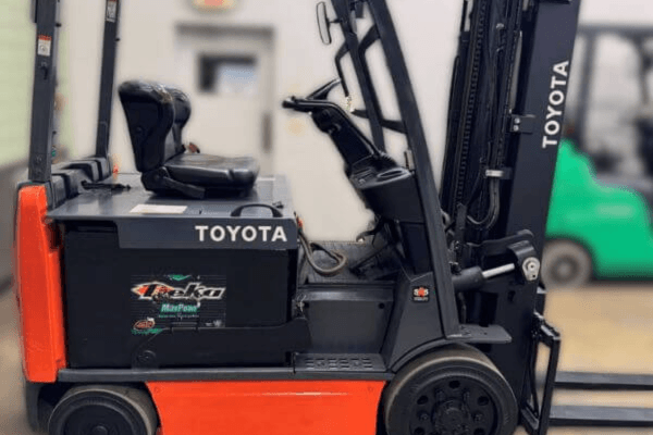 Choosing the Right Electric Forklift by Warehouse Type