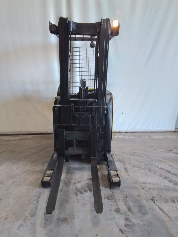 2018 Yale NR045EB-Narrow Aisle Reach Truck - Image 2