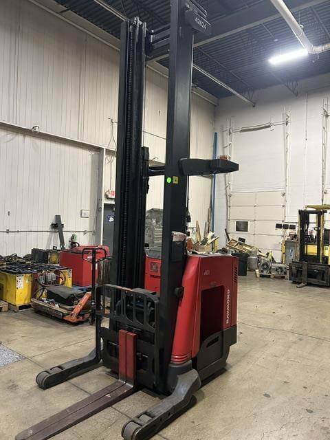 2015 Raymond 750R45TT - Narrow Aisle Stand Up