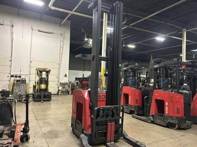2015 Raymond 750R45TT - Narrow Aisle Stand Up - Image 2