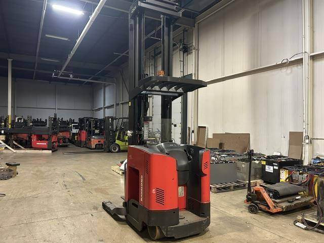 2015 Raymond 750R45TT - Narrow Aisle Stand Up - Image 4