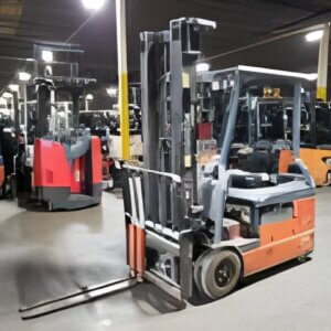 2017 Toyota 8FBE18U - 3 Wheel Electric Forklift