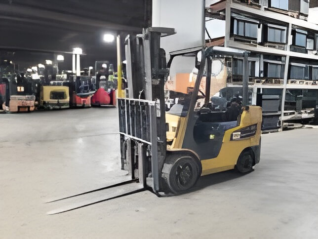 2019 Caterpillar 2C6500 - Cushion Propane Forklift - Image 3