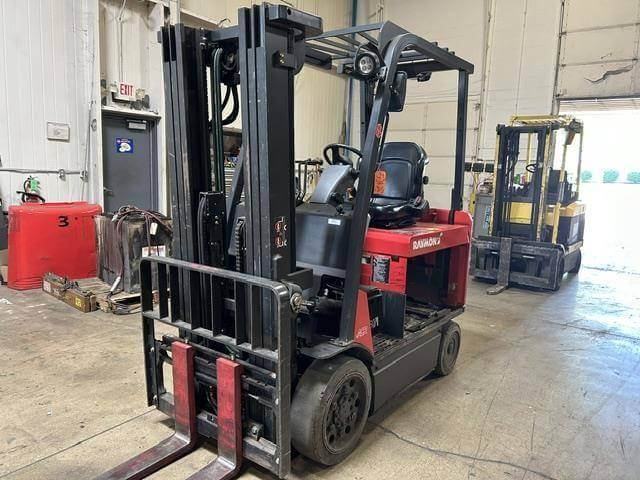 2019 Raymond 4750C50L - Cushion 4 Wheel Sit-down Forklift - Image 2