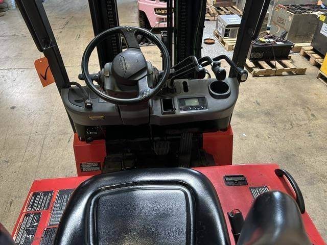 2019 Raymond 4750C50L - Cushion 4 Wheel Sit-down Forklift - Image 5