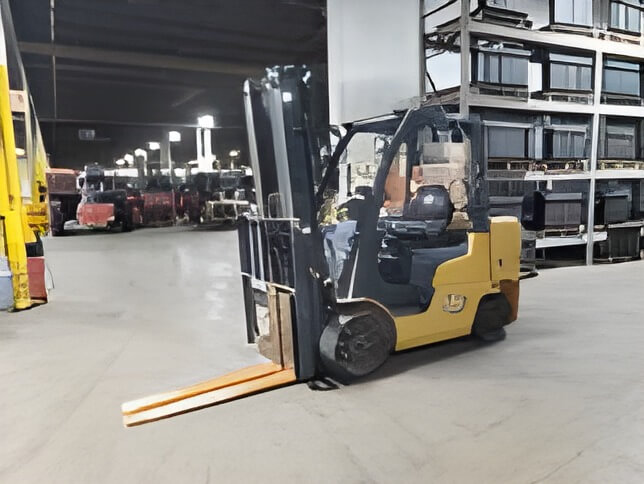 2020 Caterpillar 2C8000-SWB - Cushion Propane Forklift