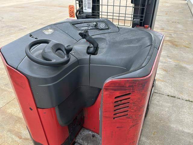 2020 Raymond 750DR32TT - Narrow Aisle Reach Truck - Image 8