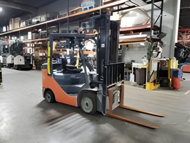 2020 Toyota 8FGCU30 - Cushion Propane Forklift - Image 3