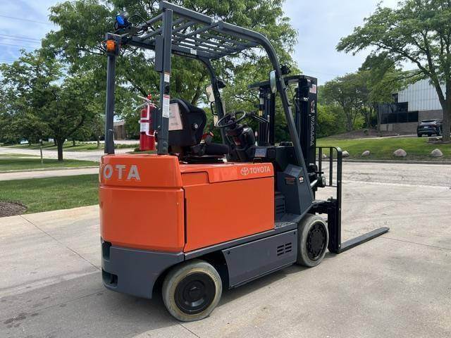 2021 Toyota 7FBCU35 - 4 Wheel Electric Forklift - Image 4