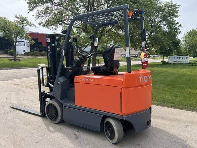 2021 Toyota 7FBCU35 - 4 Wheel Electric Forklift - Image 5