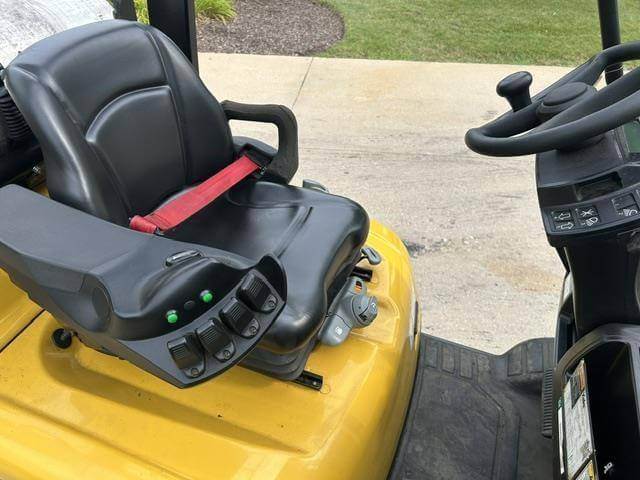 2021 Yale GLC050VXNKSE083 - Cushion Propane Forklift - Image 5