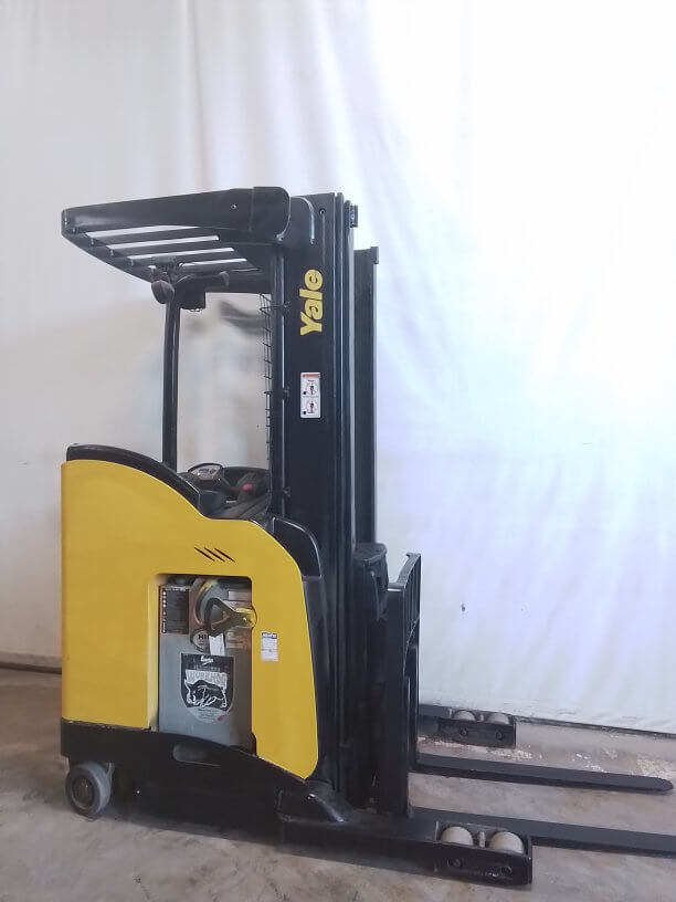 2018 Yale NR045EB - Narrow-Aisle Reach Truck - Image 3