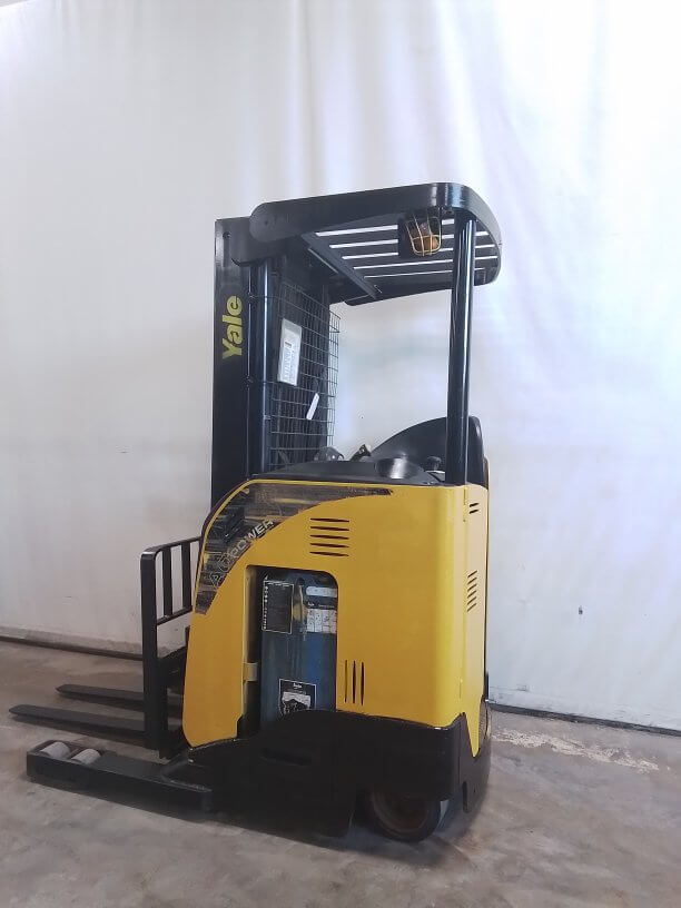 2015 Yale NR040DBNS24TE091 - Narrow-Aisle Reach Truck - Image 5